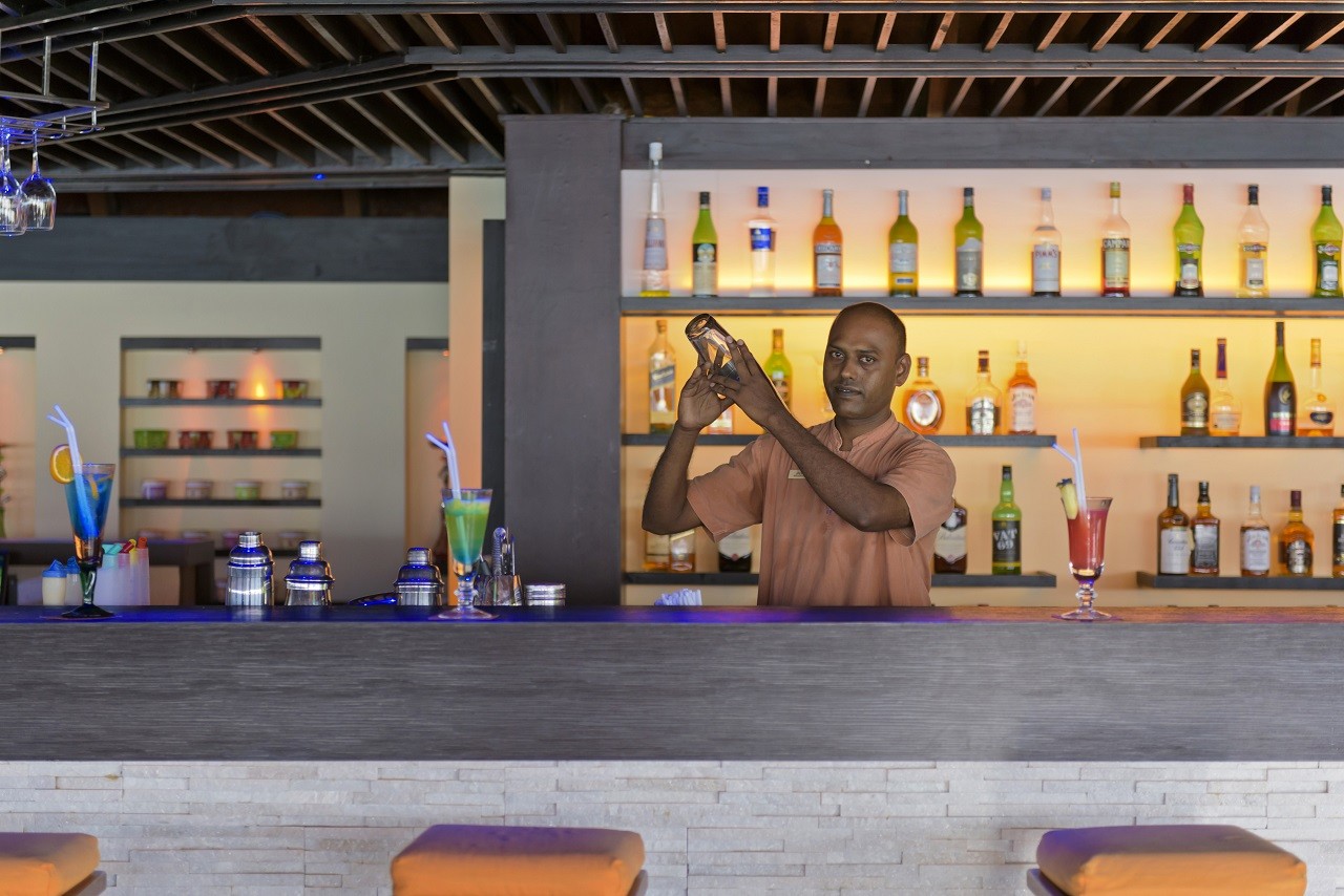 Hulhangu Bar maldives