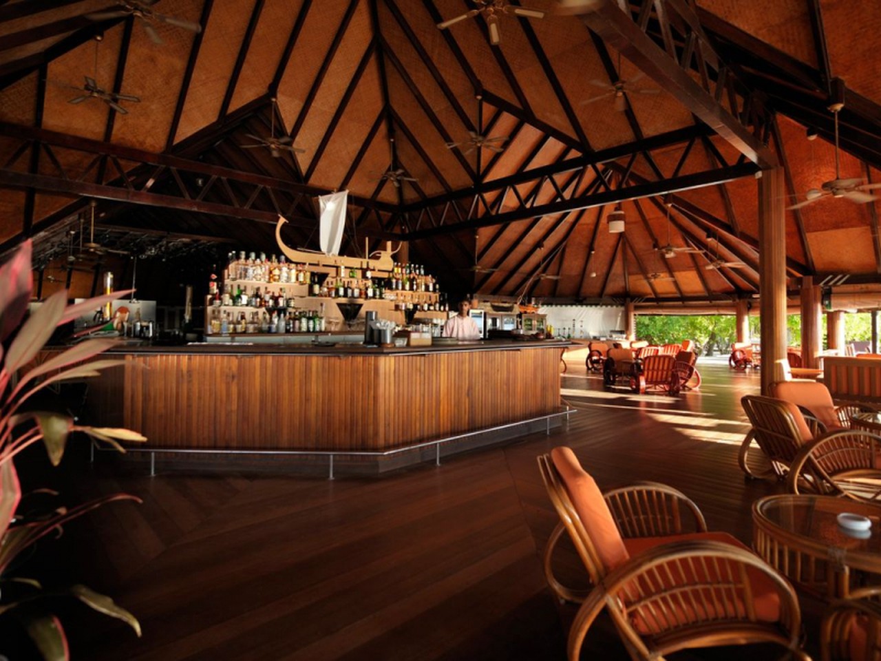 Hulhangu Bar maldives